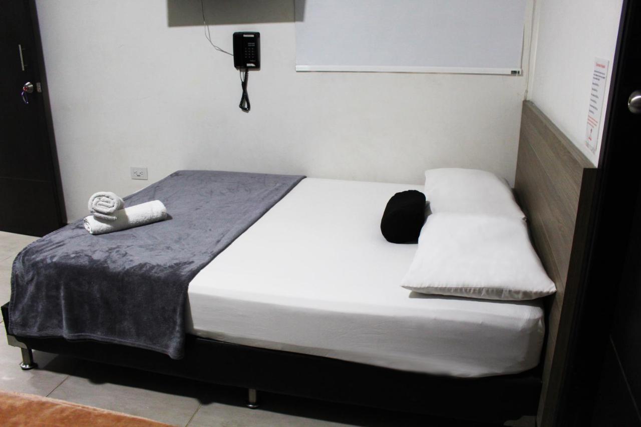 Hotel America 52 Rionegro Exterior photo