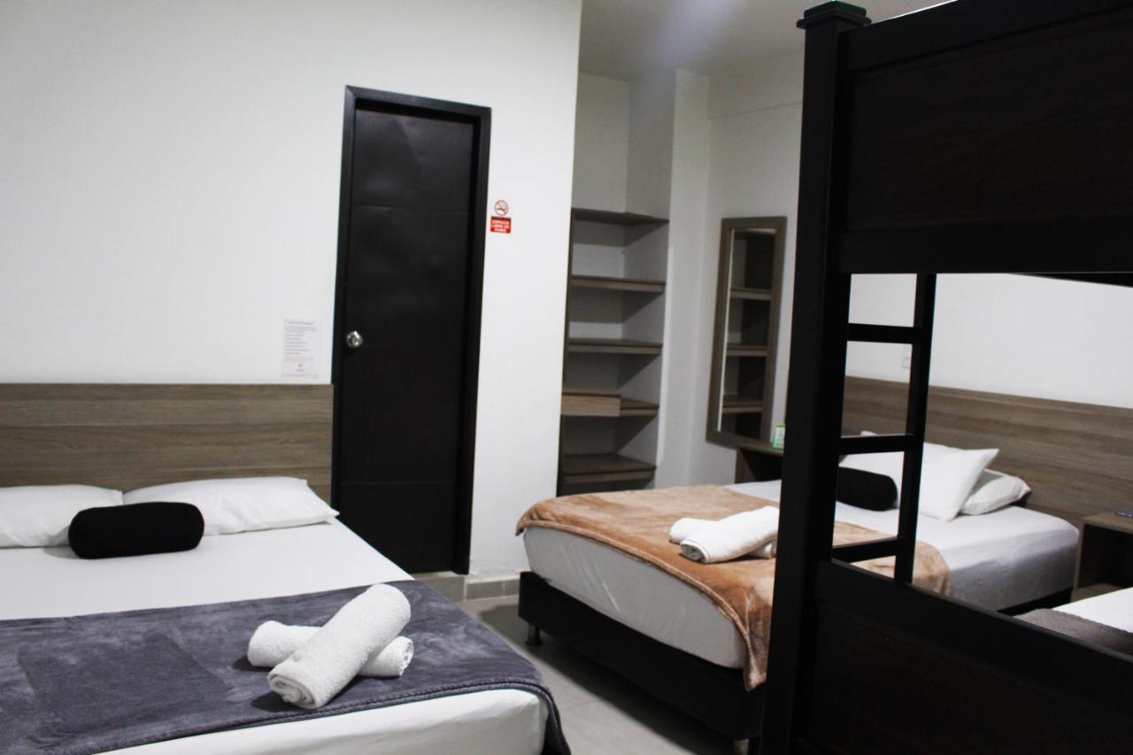 Hotel America 52 Rionegro Exterior photo