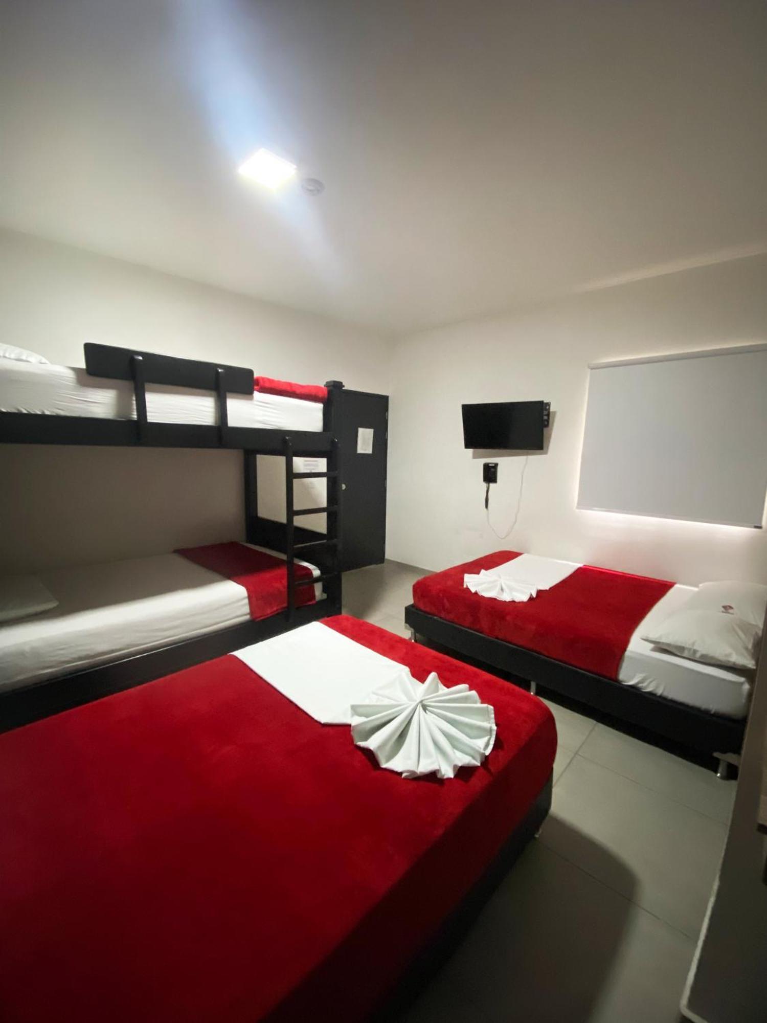 Hotel America 52 Rionegro Exterior photo