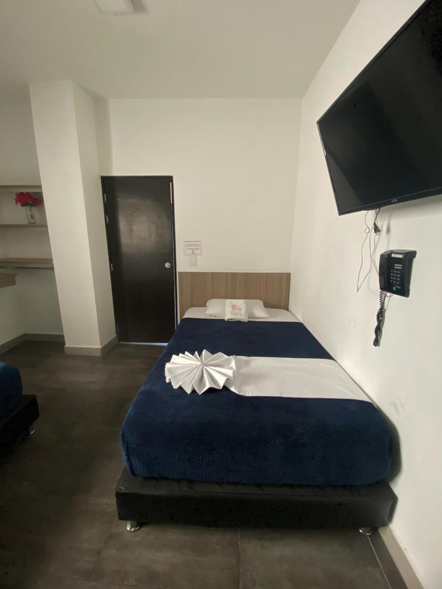 Hotel America 52 Rionegro Exterior photo