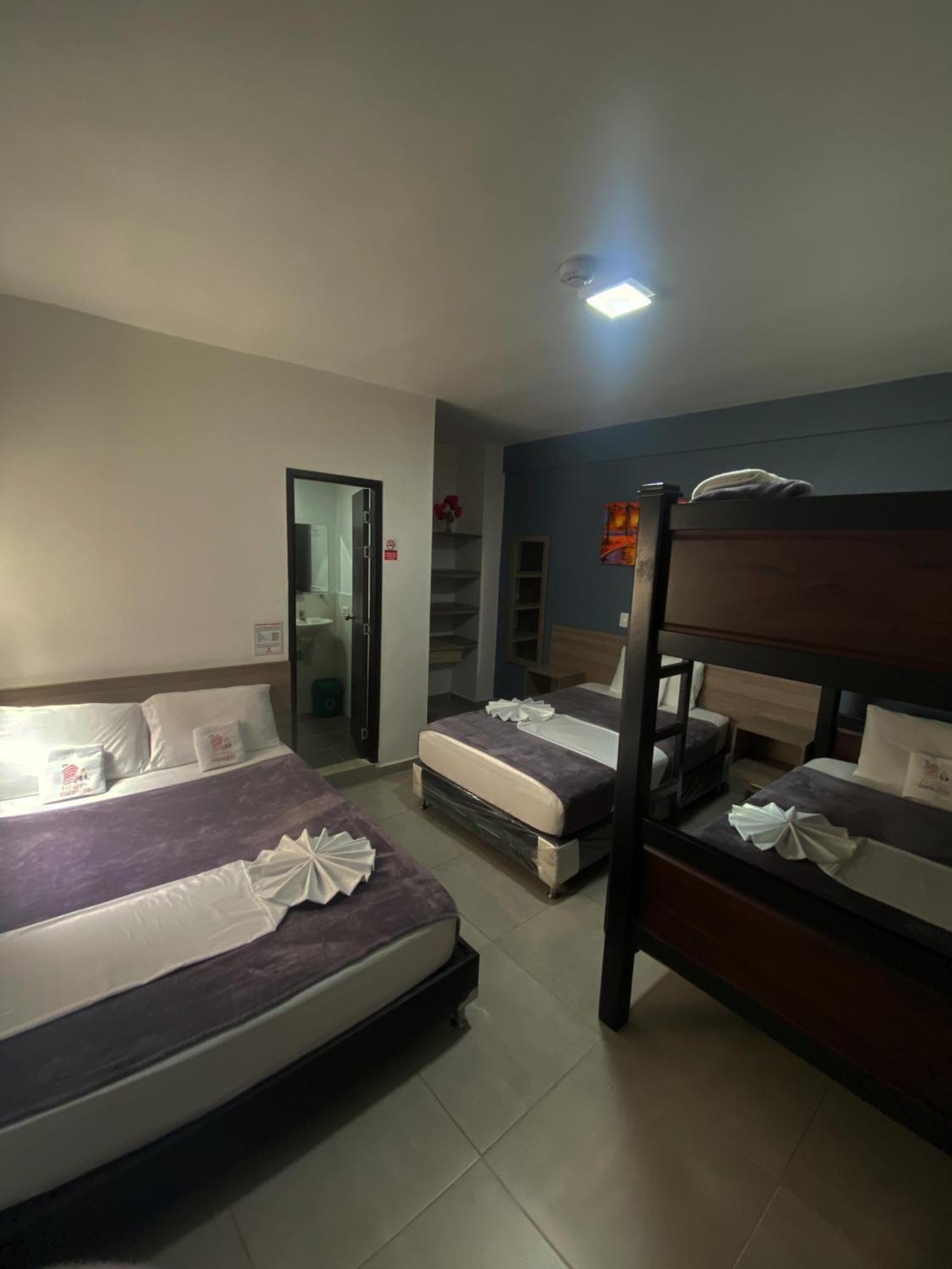 Hotel America 52 Rionegro Exterior photo